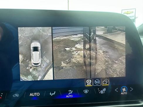New 2026 Chevrolet Equinox EV LT w/ Comfort Package AWD/4WD image 34