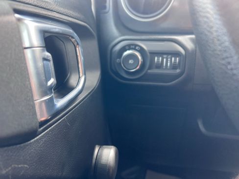 Used 2022 Jeep Wrangler Sport AWD/4WD image 21
