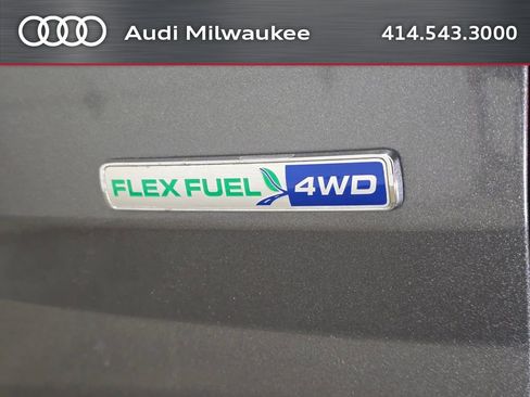 Used 2014 Ford Explorer XLT w/ Equipment Group 202A image 9