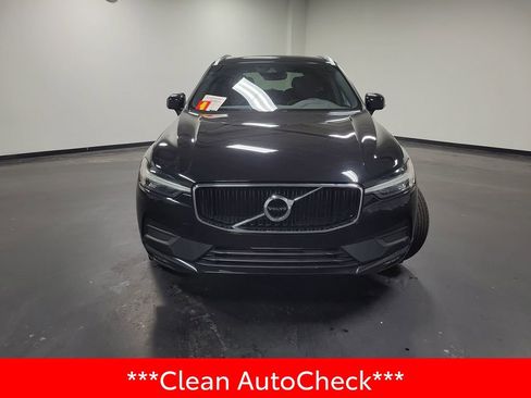 Used 2021 Volvo XC60 T5 Momentum image 3