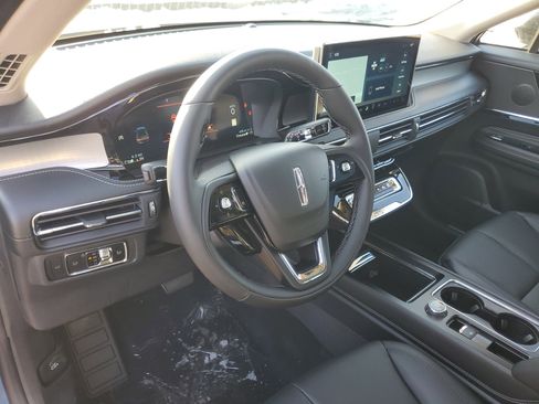 New 2026 Lincoln Corsair Premiere image 13