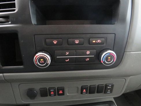 Used 2017 Nissan NV 3500 SV w/ SV Technology Package image 20