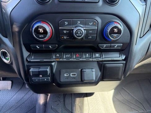 Used 2020 Chevrolet Silverado 1500 LT w/ All-Star Edition image 22