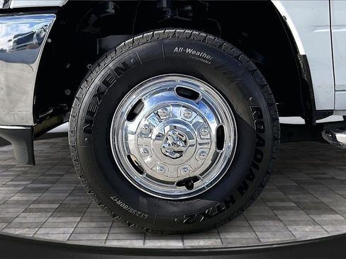 Certified 2024 RAM 3500 Big Horn image 32