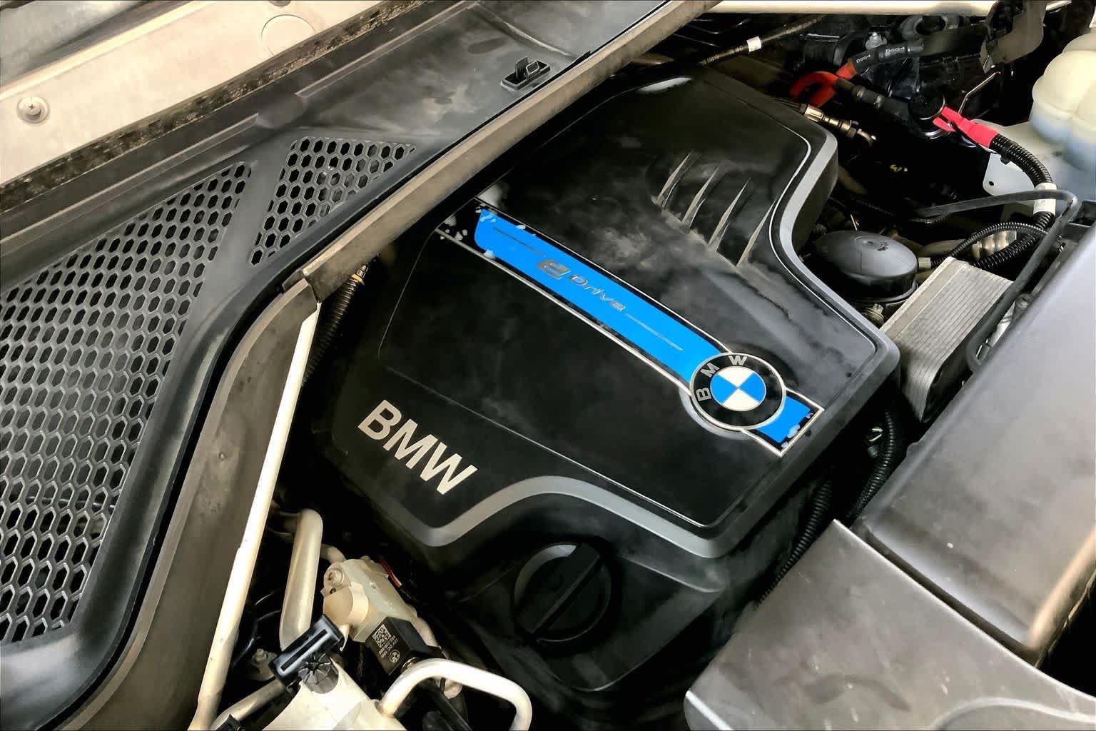 Used 2016 BMW X5 xDrive40e AWD/4WD image 31