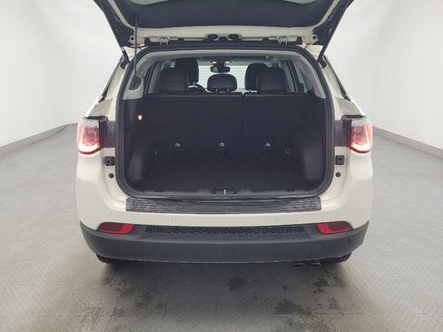 Used 2018 Jeep Compass Limited w/ Navigation Group image 29