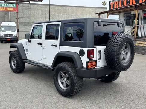Used 2013 Jeep Wrangler Unlimited Sport AWD/4WD image 5