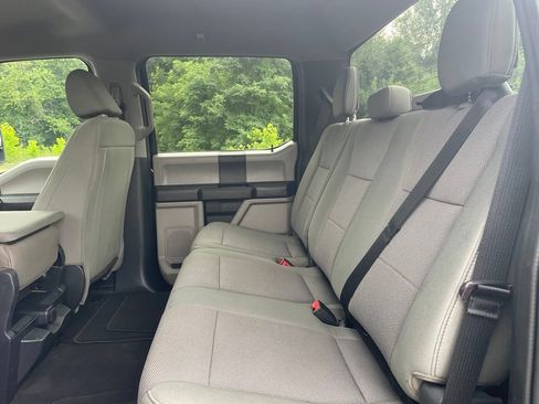 Used 2022 Ford F250 XL w/ STX Appearance Package AWD/4WD image 7