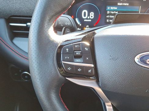 Used 2025 Ford Explorer ST image 21