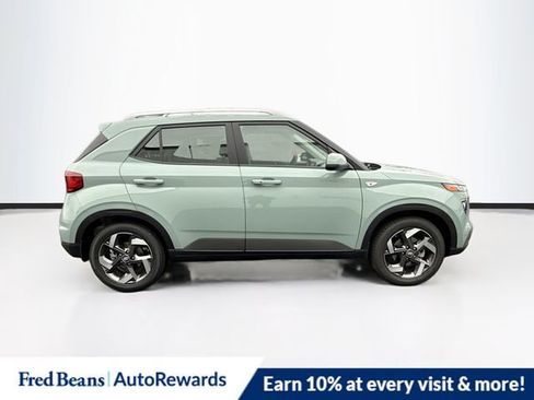 New 2025 Hyundai Venue SEL image 8