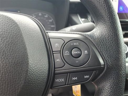 Used 2024 Toyota Corolla LE image 21