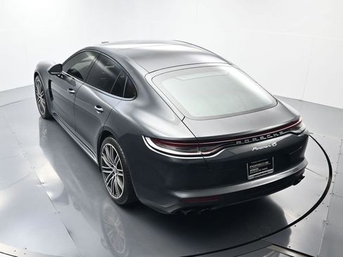 Used 2022 Porsche Panamera 4S image 40