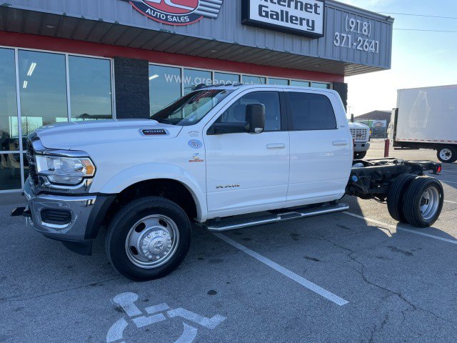 Used 2022 RAM 4500 SLT w/ Quick Order Package 2YG SLT AWD/4WD image 1