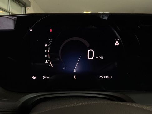 Used 2025 Buick Encore GX Preferred FWD image 36