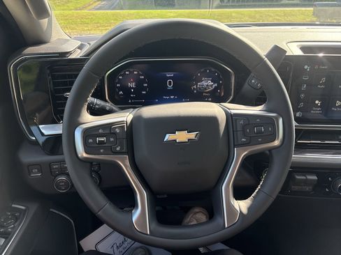 New 2026 Chevrolet Silverado 2500 LTZ AWD/4WD image 17