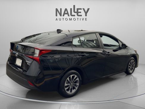 Certified 2022 Toyota Prius XLE w/ Premium Convenience Package image 6