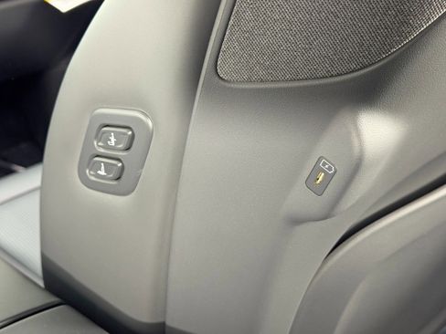 Used 2024 Kia EV9 Light Long Range image 36