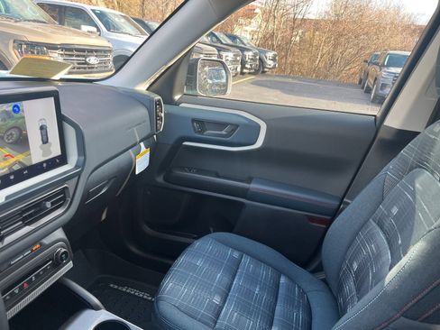 New 2025 Ford Bronco Sport Heritage w/ Convenience Package image 36