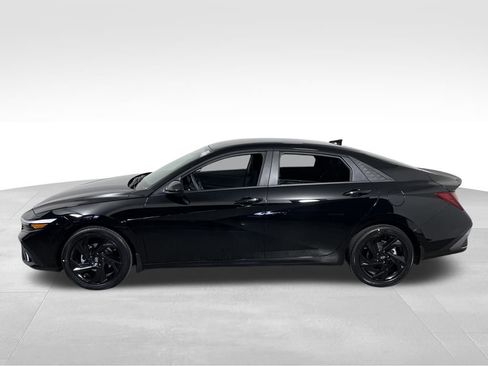 New 2026 Hyundai Elantra Sport FWD image 2