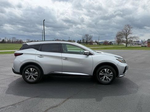 Used 2023 Nissan Murano SV image 2