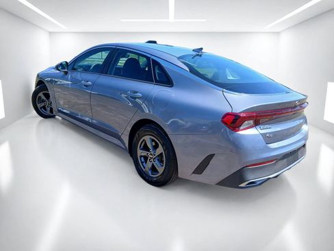 Used 2021 Kia K5 LX FWD image 5