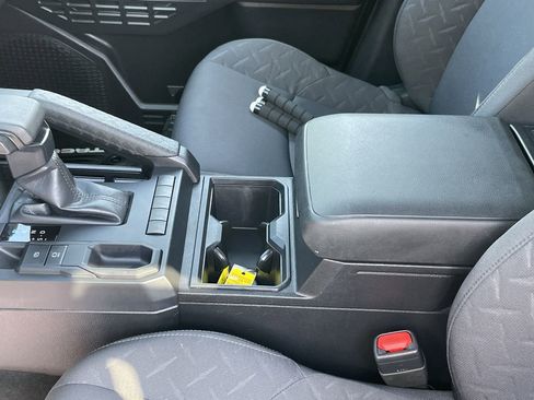 Used 2024 Toyota Tacoma SR image 21