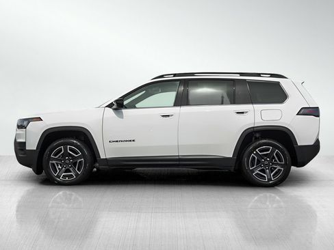 New 2026 Jeep Cherokee Laredo AWD/4WD image 4