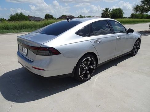 New 2026 Honda Accord SE image 4