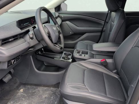 New 2025 Ford Mustang Mach-E Premium image 9