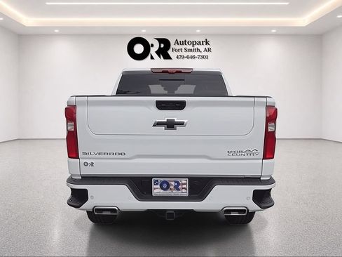 Used 2024 Chevrolet Silverado 1500 High Country w/ High Country Premium Package AWD/4WD image 21