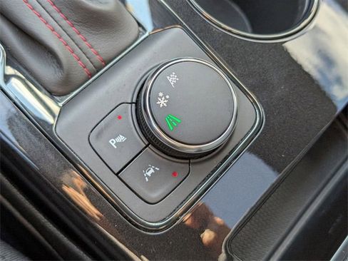 Used 2021 Chevrolet Blazer RS w/ Enhanced Convenience Package image 23