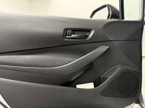 Certified 2023 Toyota Corolla LE image 13