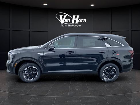 New 2026 Kia Sorento S AWD/4WD image 11