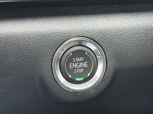 New 2026 GMC Terrain AT4 w/ LPO, Floor Liner Package image 24