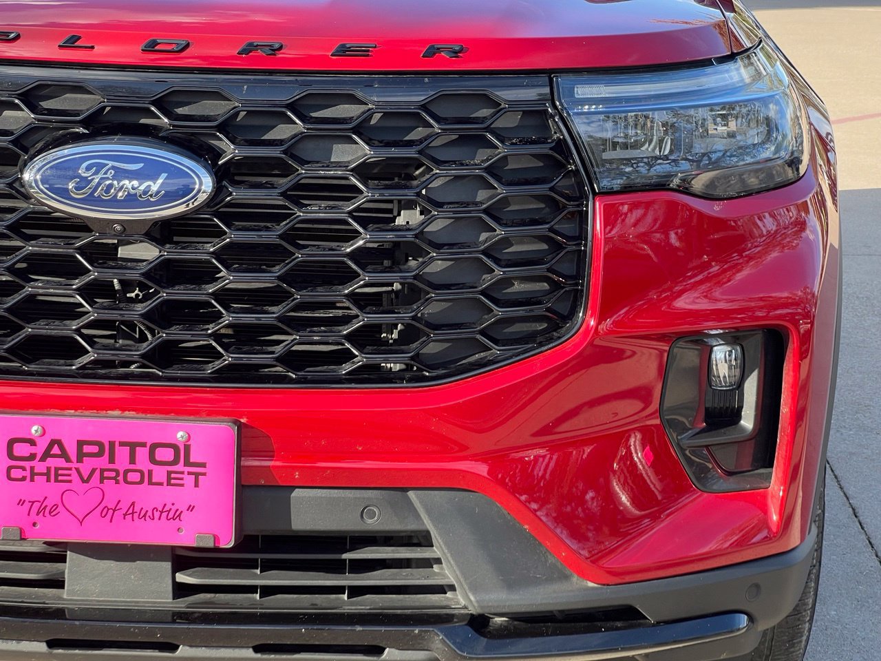 Used 2025 Ford Explorer ST-Line w/ ST-Line Street Pack AWD/4WD image 10