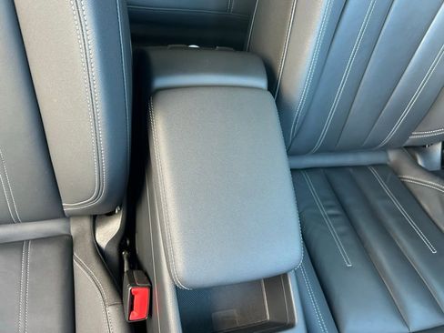 Used 2023 Audi A4 2.0T Premium w/ Convenience Package image 38