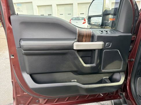 Used 2015 Ford F150 Lariat w/ Equipment Group 502A Luxury image 10