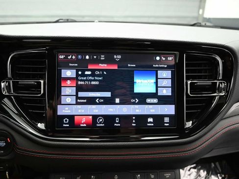 Used 2024 Dodge Durango GT AWD/4WD image 16