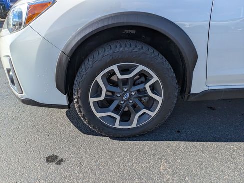 Used 2017 Subaru Crosstrek 2.0i Limited AWD/4WD image 11