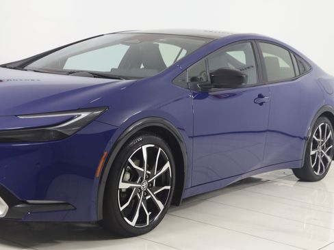 Used 2024 Toyota Prius Prime Premium w/ Advanced Technology Package FWD image 54