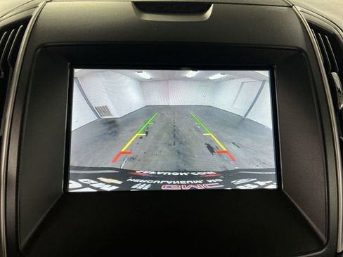 Used 2020 Ford Edge SEL w/ Convenience Package image 15