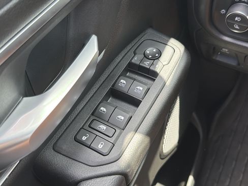 Used 2025 RAM 1500 Big Horn RWD image 14