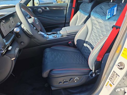 New 2026 Genesis GV80 3.5T e-SC image 9