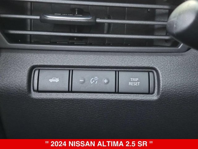 Certified 2024 Nissan Altima 2.5 SR FWD image 20