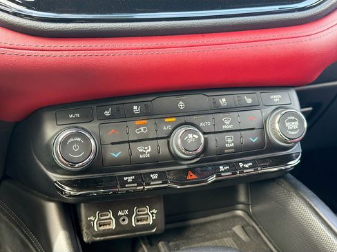 Used 2022 Dodge Durango R/T image 33