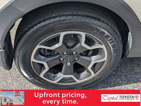 Used 2015 Subaru Crosstrek 2.0i Limited AWD/4WD image 9