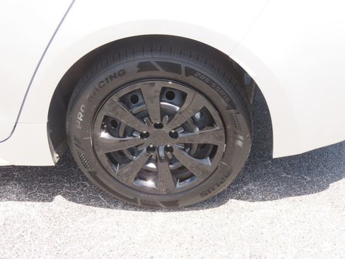 Used 2024 Toyota Corolla LE FWD image 14