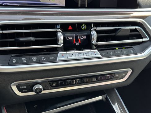 Certified 2022 BMW X5 xDrive45e w/ Luxury Seating Package image 28