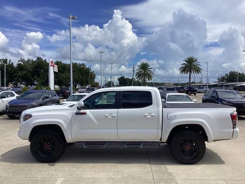Used 2019 Toyota Tacoma TRD Pro AWD/4WD image 4