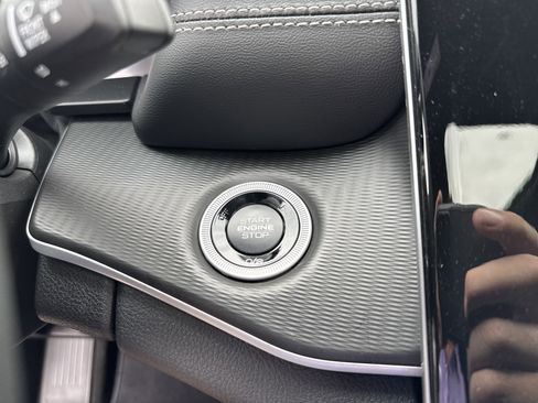 New 2025 Jeep Grand Cherokee L Laredo w/ Trailer Tow Package image 17